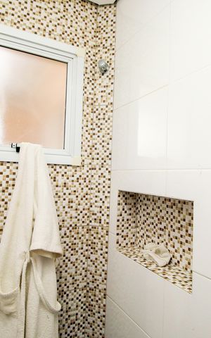 Apartamento à venda com 89m², 2 quartos e 1 vaga Apartamento à venda com 89m², 2 quartos e 1 vagaBanheiro Social