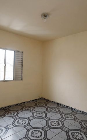 Casa para alugar com 77m², 2 quartos e sem vaga Casa para alugar com 77m², 2 quartos e sem vagaQuarto 1