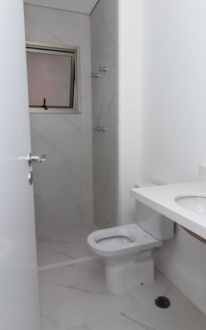 Apartamento à venda com 162m², 3 quartos e 2 vagasBanheiro da Suíte 3