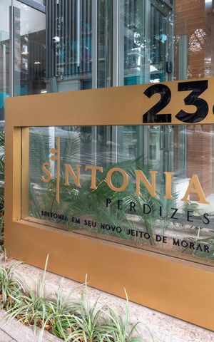 Apartamento à venda com 162m², 4 quartos e 2 vagas Apartamento à venda com 162m², 4 quartos e 2 vagasFachada