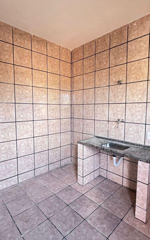 Casa para alugar com 40m², 1 quarto e sem vaga