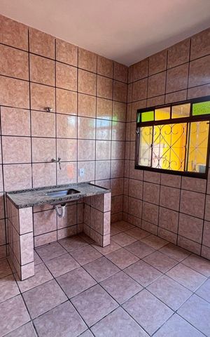 Casa para alugar com 40m², 1 quarto e sem vaga