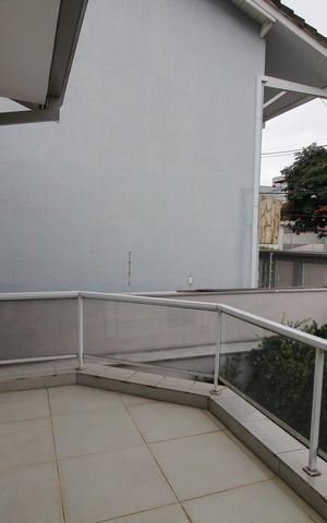Casa à venda com 380m², 4 quartos e 5 vagas Casa à venda com 380m², 4 quartos e 5 vagasQuarto 2