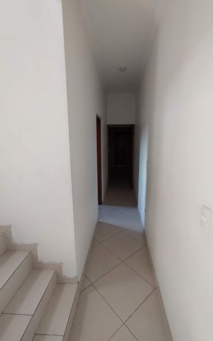 Casa à venda com 204m², 3 quartos e 6 vagas Casa à venda com 204m², 3 quartos e 6 vagasCorredor