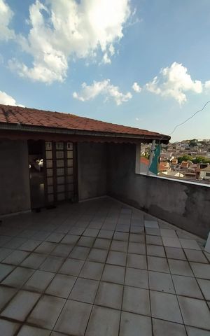 Casa à venda com 204m², 3 quartos e 6 vagas Casa à venda com 204m², 3 quartos e 6 vagasÁrea Externa