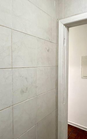 Apartamento para alugar com 140m², 3 quartos e sem vaga Apartamento para alugar com 140m², 3 quartos e sem vagaBanheiro 2