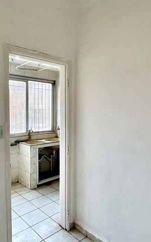 Apartamento para alugar com 140m², 3 quartos e sem vaga Apartamento para alugar com 140m², 3 quartos e sem vagaDespensa