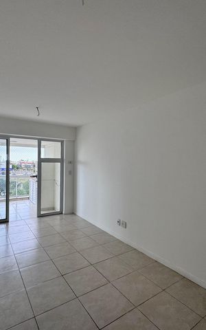 Apartamento à venda com 81m², 3 quartos e 1 vaga Apartamento à venda com 81m², 3 quartos e 1 vagaSala