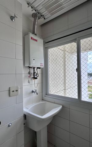 Apartamento à venda com 81m², 3 quartos e 1 vaga Apartamento à venda com 81m², 3 quartos e 1 vagaCozinha e Área de Serviço
