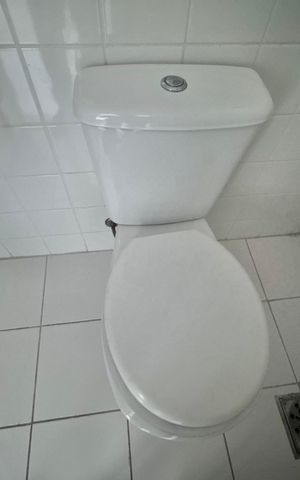 Apartamento à venda com 81m², 3 quartos e 1 vaga Apartamento à venda com 81m², 3 quartos e 1 vagaCozinha e Área de Serviço - Banheiro