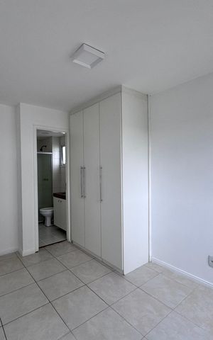 Apartamento à venda com 81m², 3 quartos e 1 vaga Apartamento à venda com 81m², 3 quartos e 1 vagaSuíte
