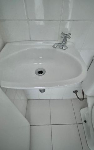 Apartamento à venda com 81m², 3 quartos e 1 vaga Apartamento à venda com 81m², 3 quartos e 1 vagaCozinha e Área de Serviço - Banheiro