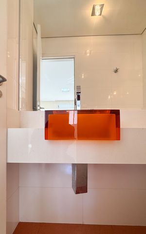 Apartamento à venda com 144m², 3 quartos e 2 vagas Apartamento à venda com 144m², 3 quartos e 2 vagasLavabo