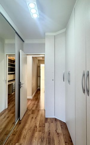 Apartamento à venda com 144m², 3 quartos e 2 vagas Apartamento à venda com 144m², 3 quartos e 2 vagasCloset - Suíte 3