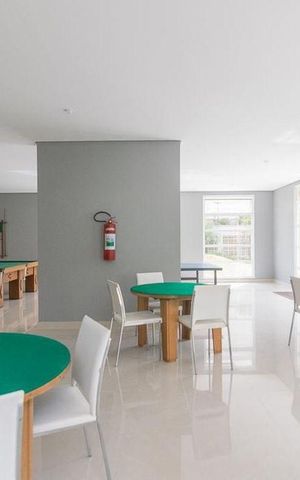 Apartamento à venda com 144m², 3 quartos e 2 vagas Apartamento à venda com 144m², 3 quartos e 2 vagasÁrea comum - Salão de jogos