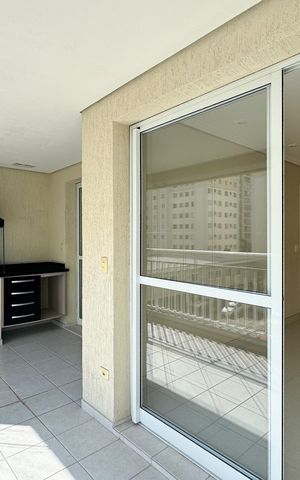 Apartamento à venda com 144m², 3 quartos e 2 vagas Apartamento à venda com 144m², 3 quartos e 2 vagasSacada