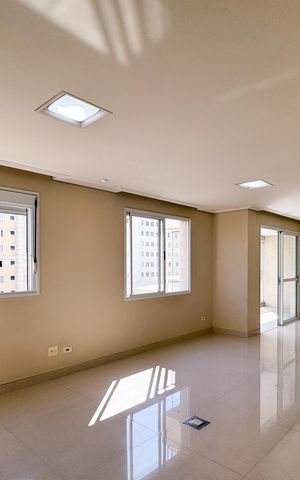 Apartamento à venda com 144m², 3 quartos e 2 vagas Apartamento à venda com 144m², 3 quartos e 2 vagasSala