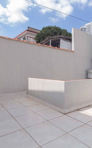Casa à venda com 175m², 3 quartos e 3 vagas Casa à venda com 175m², 3 quartos e 3 vagasÁrea comum - Terraço