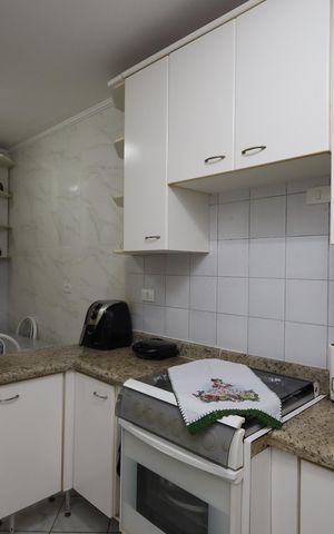 Casa à venda com 121m², 3 quartos e 2 vagasCozinha - Armários