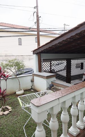 Casa à venda com 121m², 3 quartos e 2 vagasQuintal