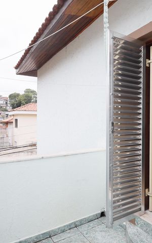 Casa à venda com 121m², 3 quartos e 2 vagasVaranda 