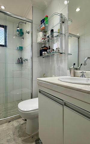 Apartamento à venda com 148m², 3 quartos e 3 vagas Apartamento à venda com 148m², 3 quartos e 3 vagasBanheiro Suíte 3