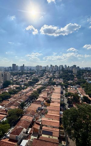 Apartamento à venda com 148m², 3 quartos e 3 vagas Apartamento à venda com 148m², 3 quartos e 3 vagasVista