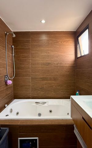 Apartamento à venda com 148m², 3 quartos e 3 vagas Apartamento à venda com 148m², 3 quartos e 3 vagasBanheiro Suíte 1