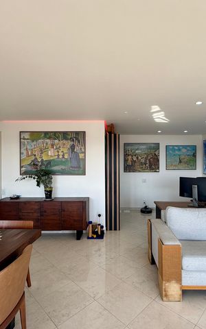 Apartamento à venda com 148m², 3 quartos e 3 vagas Apartamento à venda com 148m², 3 quartos e 3 vagasSala