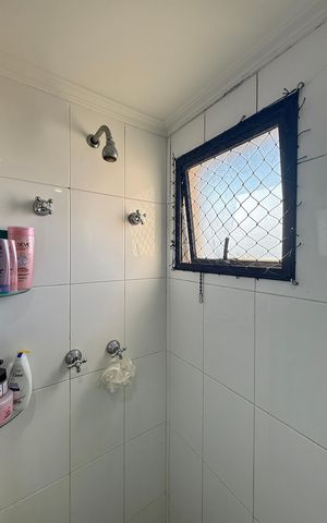 Apartamento à venda com 148m², 3 quartos e 3 vagas Apartamento à venda com 148m², 3 quartos e 3 vagasBanheiro Suíte 2