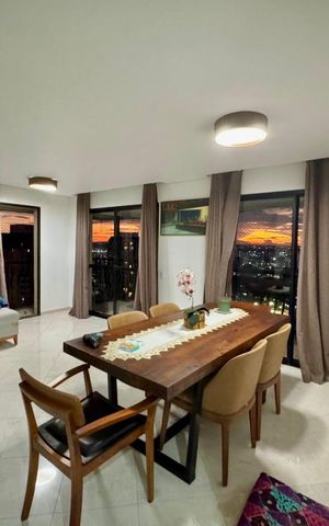 Apartamento à venda com 148m², 3 quartos e 3 vagas Apartamento à venda com 148m², 3 quartos e 3 vagasSala