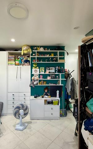 Apartamento à venda com 148m², 3 quartos e 3 vagas Apartamento à venda com 148m², 3 quartos e 3 vagasSuíte 3
