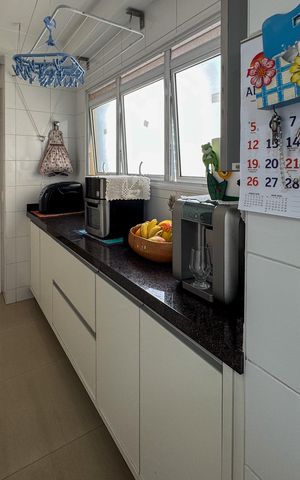 Apartamento à venda com 133m², 3 quartos e 2 vagasÁrea de Serviço