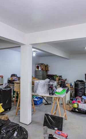 Casa para alugar com 422m², 9 quartos e 3 vagas Casa para alugar com 422m², 9 quartos e 3 vagasÁrea comum