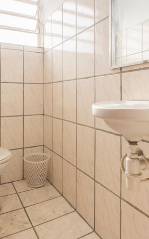 Casa para alugar com 75m², 2 quartos e sem vagaBanheiro