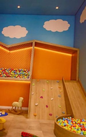 Studio à venda com 24m², 1 quarto e sem vaga Studio à venda com 24m², 1 quarto e sem vagaÁrea comum - Brinquedoteca