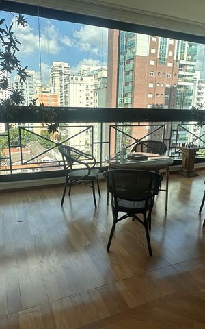 Apartamento à venda com 360m², 5 quartos e 5 vagas
