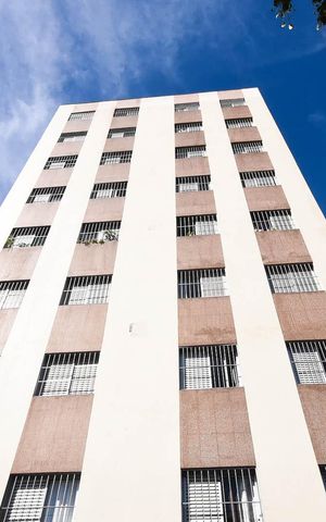 Apartamento à venda com 65m², 2 quartos e 1 vagaFachada