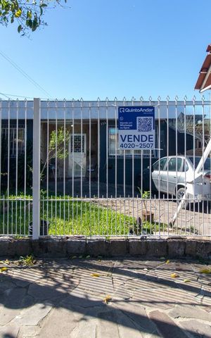 Casa à venda com 126m², 4 quartos e 1 vaga Casa à venda com 126m², 4 quartos e 1 vagaFachada