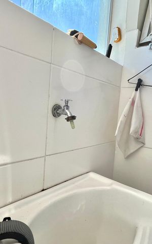 Apartamento à venda com 68m², 3 quartos e 2 vagas Apartamento à venda com 68m², 3 quartos e 2 vagasÁrea de Serviço