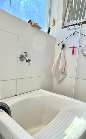 Apartamento à venda com 68m², 3 quartos e 2 vagas Apartamento à venda com 68m², 3 quartos e 2 vagasÁrea de Serviço