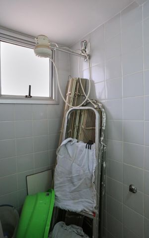 Apartamento à venda com 100m², 3 quartos e 2 vagas Apartamento à venda com 100m², 3 quartos e 2 vagasBanheiro de serviço