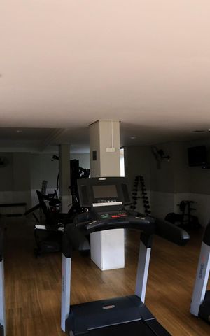 Apartamento à venda com 100m², 3 quartos e 2 vagas Apartamento à venda com 100m², 3 quartos e 2 vagasÁrea comum - Academia
