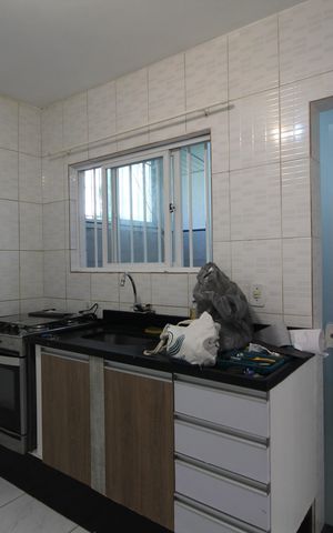 Casa de condomínio à venda com 60m², 2 quartos e 2 vagasCozinha