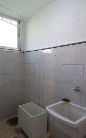 Casa de condomínio à venda com 60m², 2 quartos e 2 vagasÁrea de Serviço
