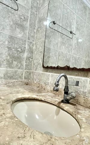 Apartamento à venda com 67m², 2 quartos e 1 vaga Apartamento à venda com 67m², 2 quartos e 1 vagaBanheiro
