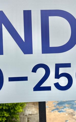 Apartamento à venda com 67m², 2 quartos e 1 vaga Apartamento à venda com 67m², 2 quartos e 1 vagaPlaquinha