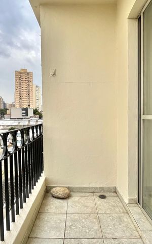 Apartamento à venda com 67m², 2 quartos e 1 vaga Apartamento à venda com 67m², 2 quartos e 1 vagaVaranda