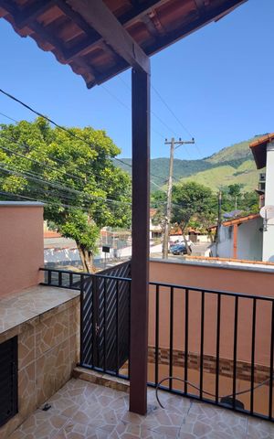 Casa de condomínio para alugar com 115m², 2 quartos e 2 vagas