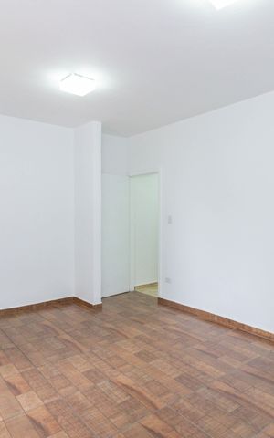 Casa à venda com 154m², 4 quartos e 4 vagas Casa à venda com 154m², 4 quartos e 4 vagasQuarto 1